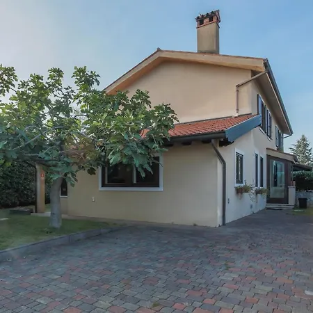 Triestevillas Bucolic In Trieste's Karst, 6 Guests * Sgonico